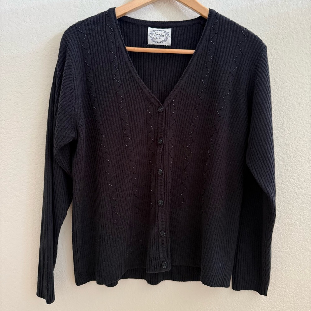 Vintage Stitches in Time Black V Neck Cardigan Size L